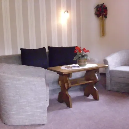 Apartment In Mit Gemeinschaftsgarten *