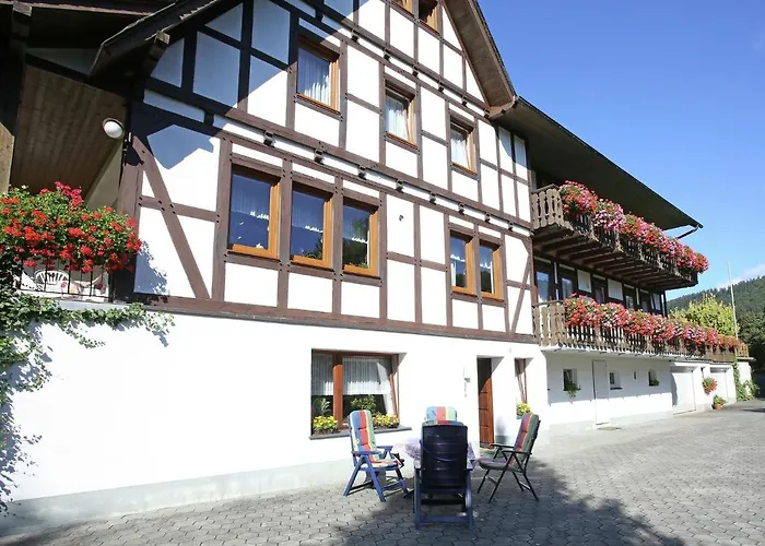 In Mit Gemeinschaftsgarten *